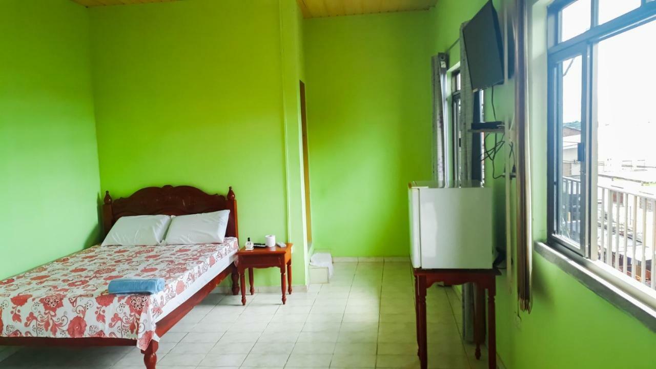 Hotel Regional II Coari Buitenkant foto