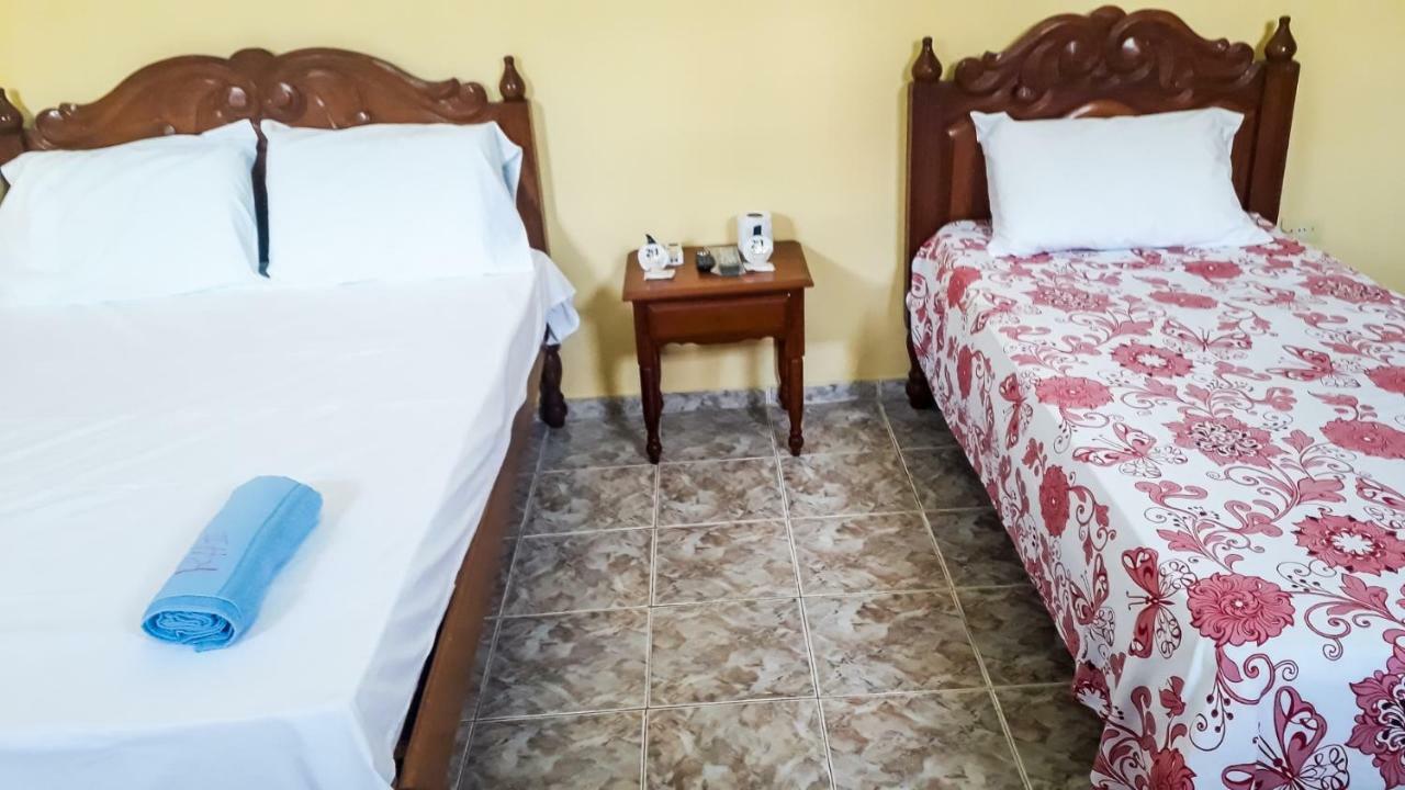 Hotel Regional II Coari Buitenkant foto